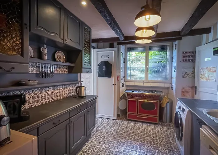 A D-Day Heritage House in Ver-Sur-Mer Ver-sur-Mer